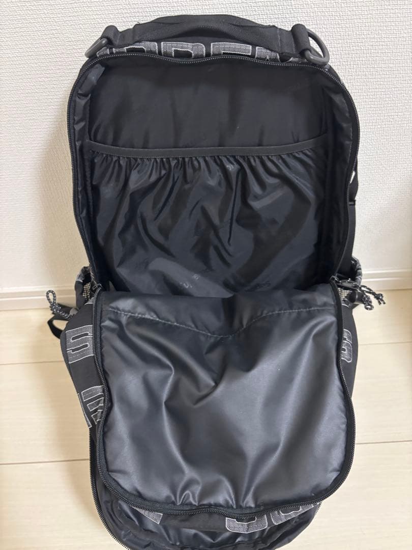 シュプリーム FW21 ブラック リュック　極美品