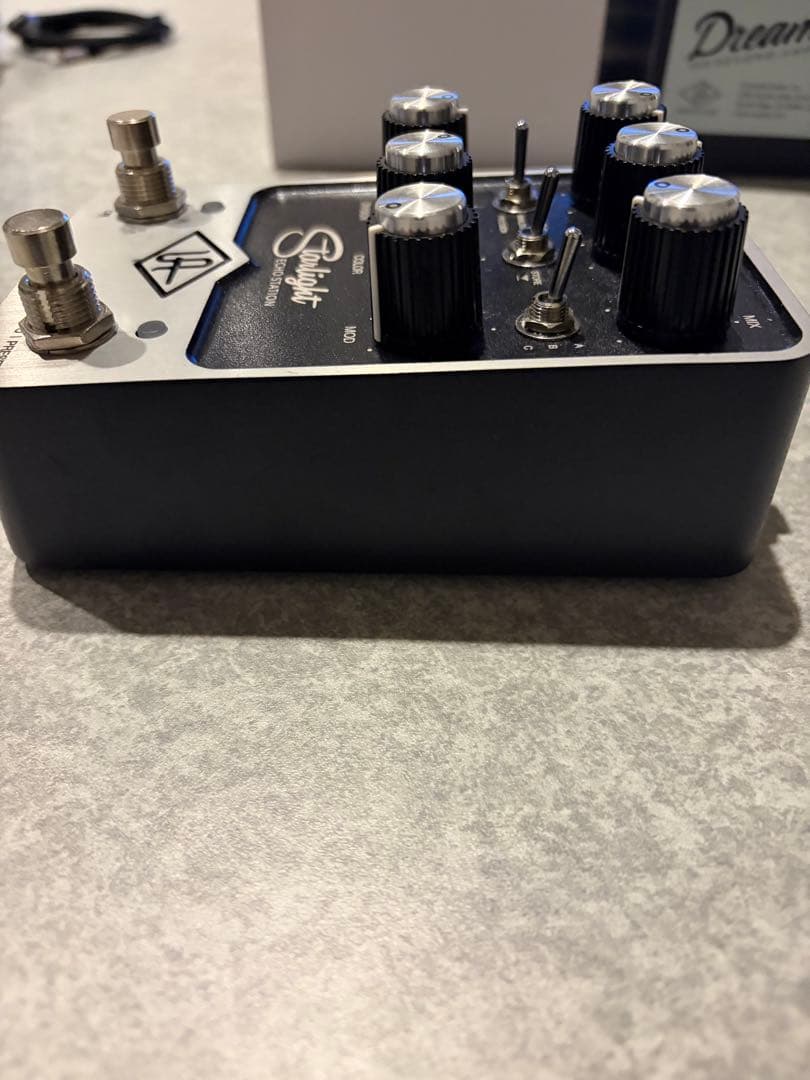 ギター Universal Audio Starlight Echo Station