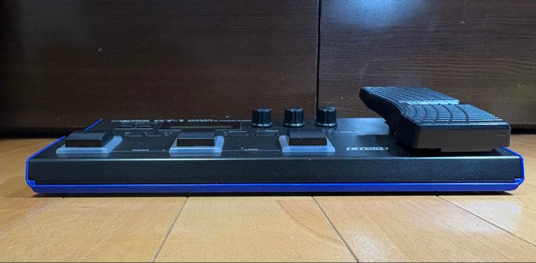 BOSS GT-1 マルチエフェクター（動作良好・ACアダプター付）
