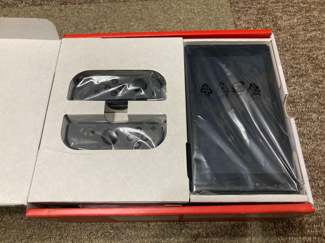 Nintendo Switch グレー 2024年12月購入