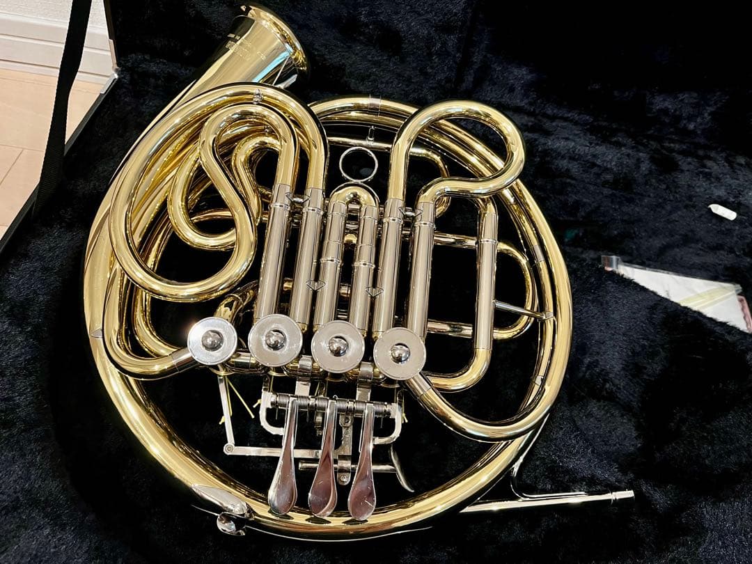 YAMAHA YHR567D フレンチホルン　美品中古　ケース付き