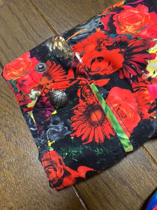 BURTON バートン レディース スノボーウェア 花柄