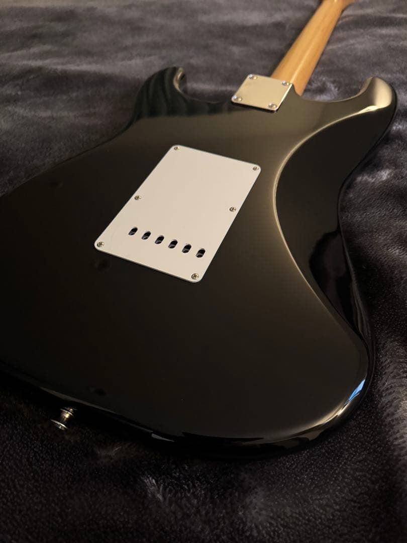 未使用　光栄堂　fender MIJ traditional ⅱ ストラト　黒