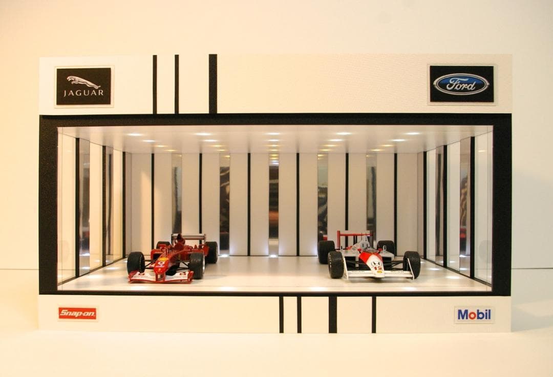 モネ・1/18展示可・BK.W・ディスプレーBOX/ネオジオラマ