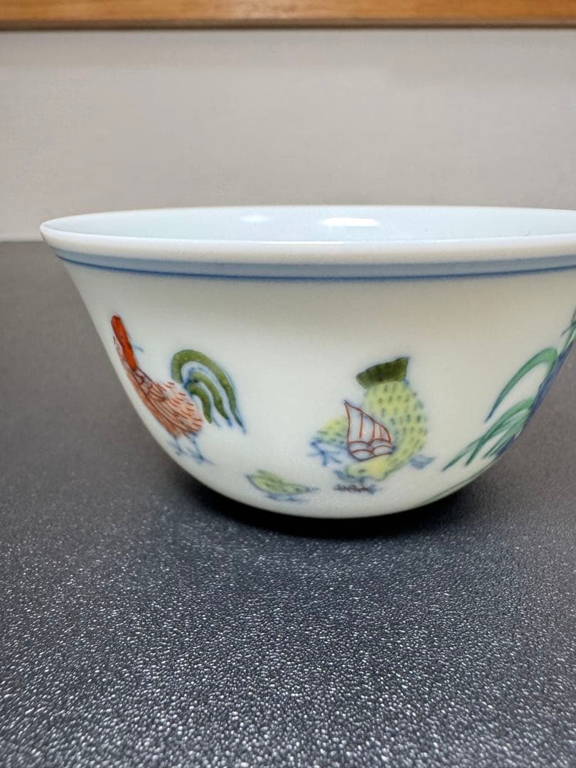 大明成化年製 鶏図 色絵 茶杯 古陶磁 中国茶器 色絵 鶏文 茶杯 ア中国美術