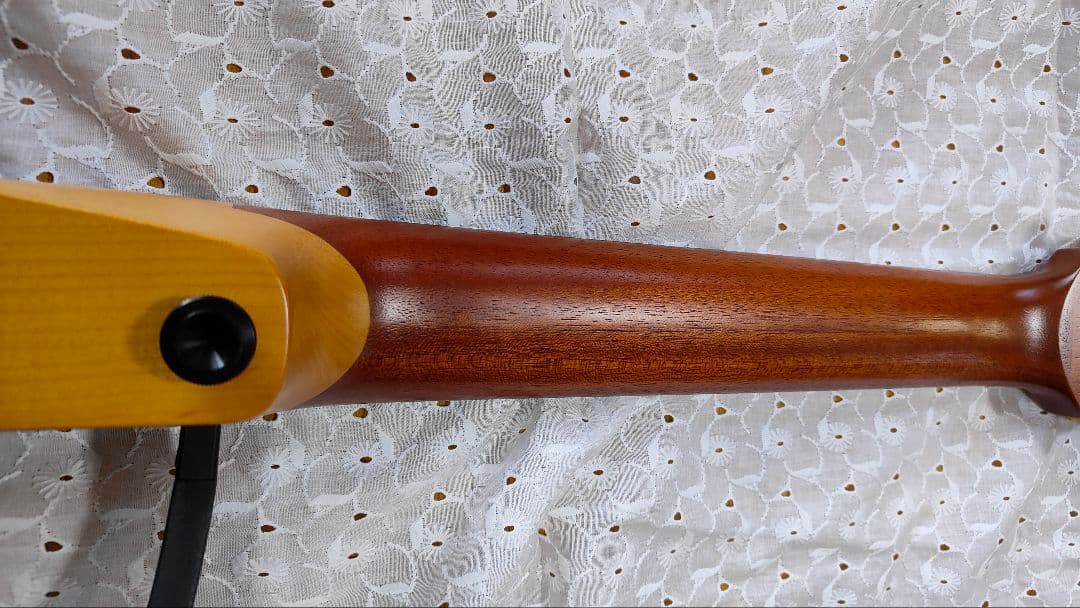 美品ヤマハ サイレントギター 100 S6弦ギター付属品多数