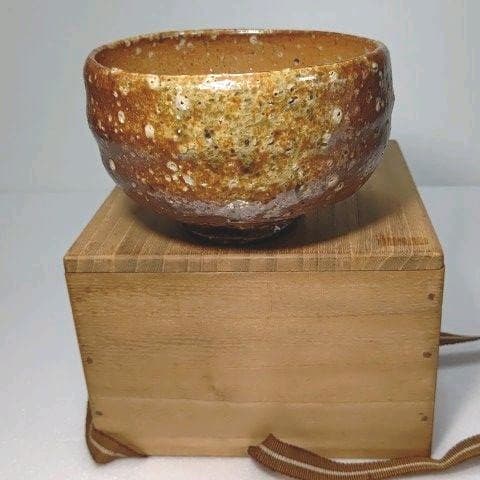 茶道具　抹茶茶碗 　(信楽焼) ３代 楽斎