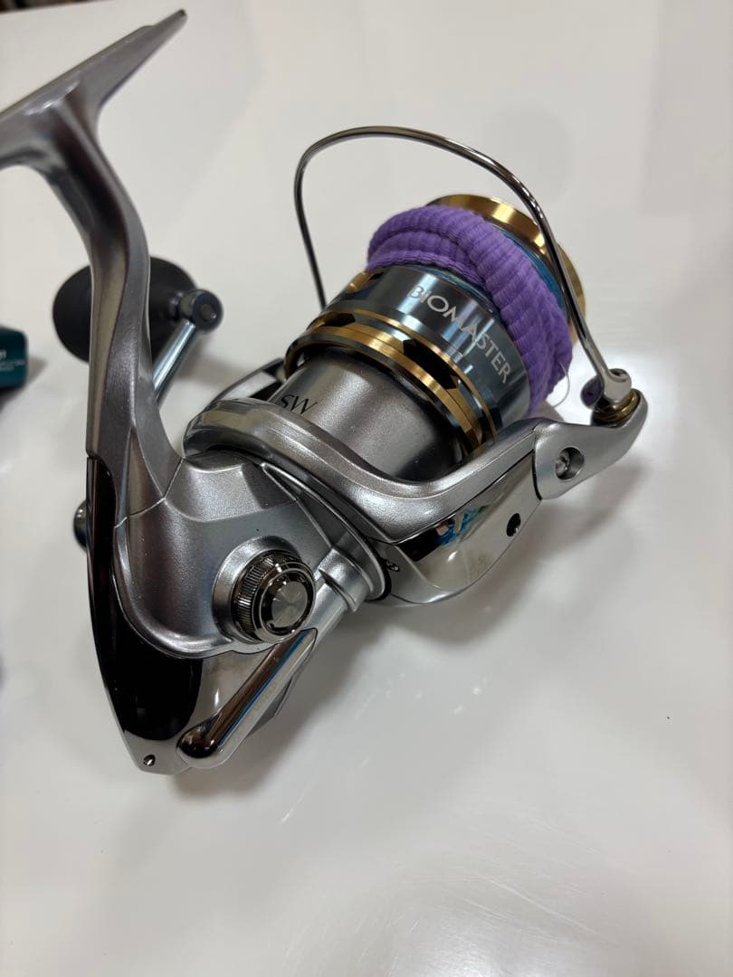 BIONASTER SW 8000HGスピニングリール