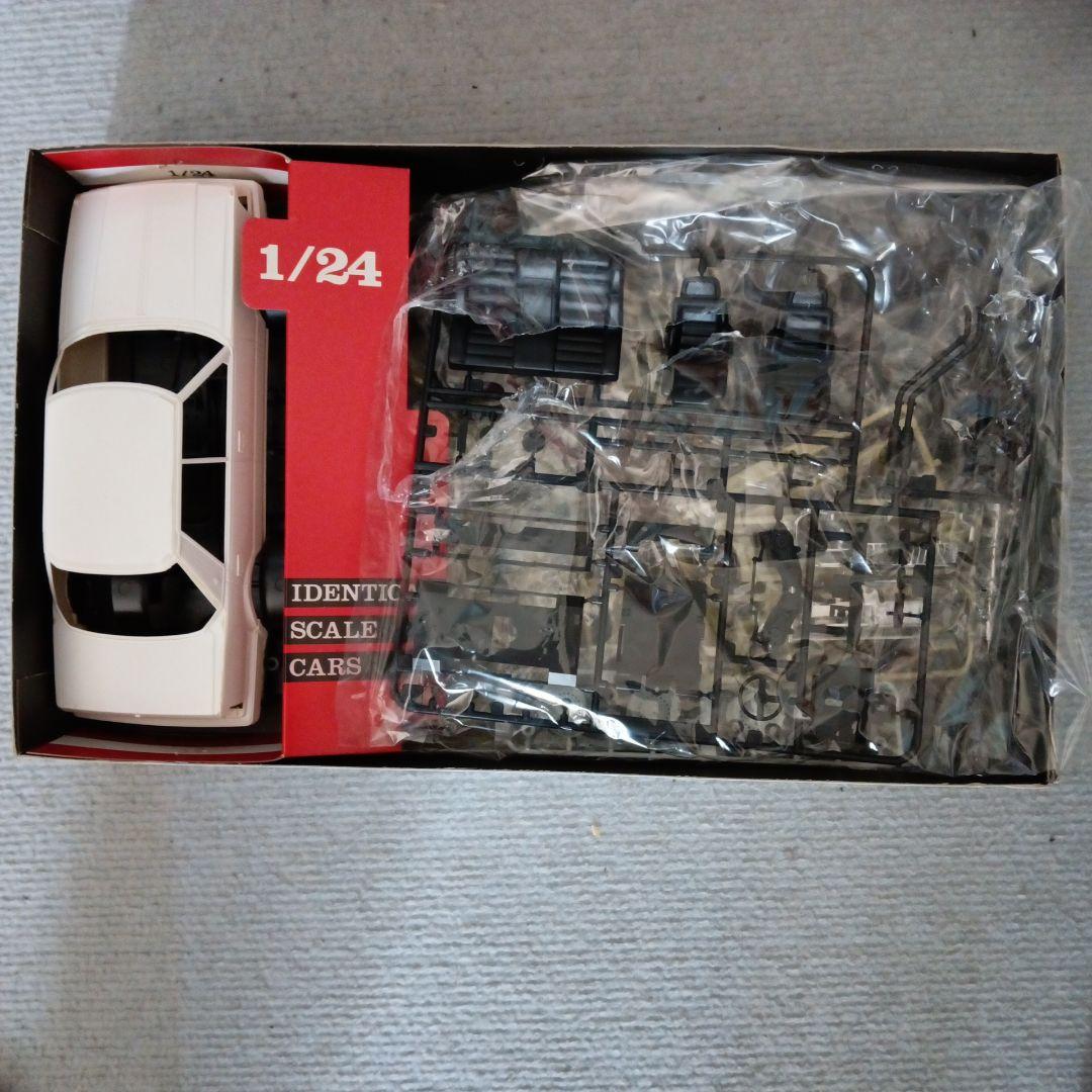 自動車 CROWN super Saloon Extra & NEW CROWN