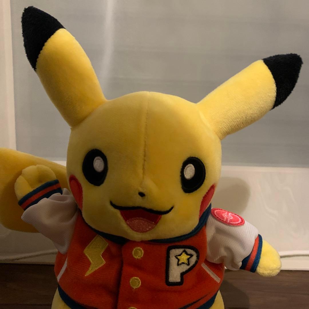 2025 WCS ピカチュウ　ぬいぐるみ