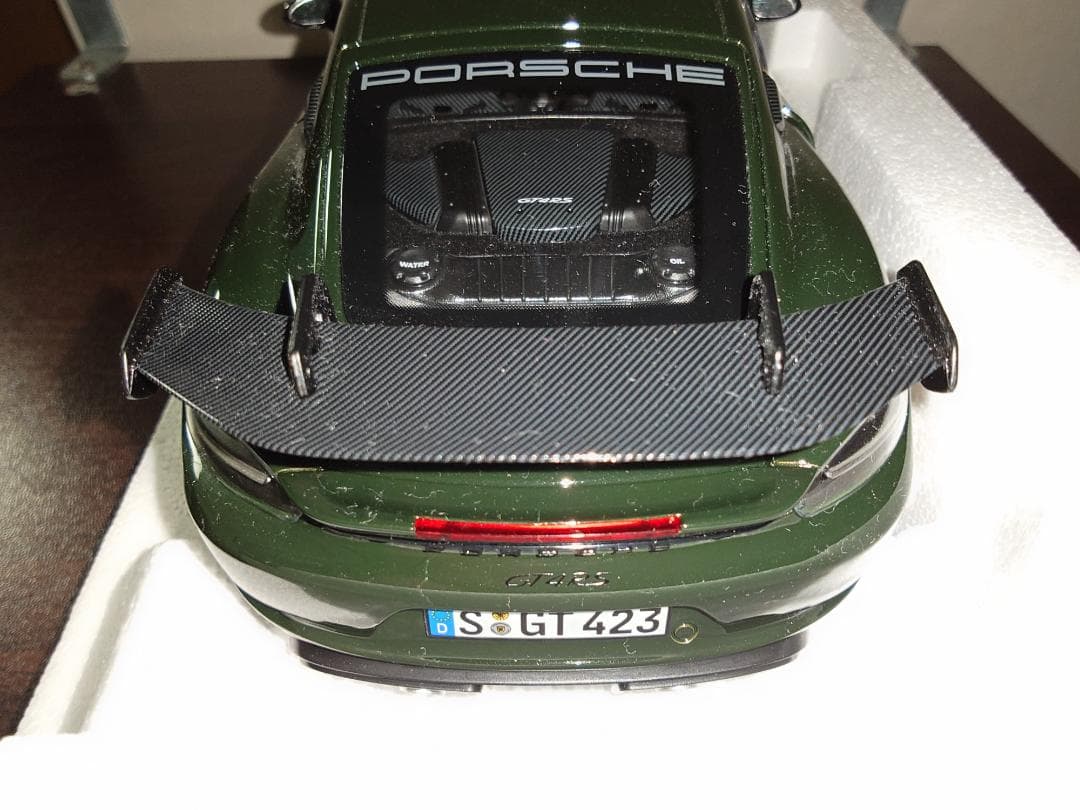 ノレブ 1/18 ポルシェ ケイマン GT4 RS ブリュースターグリーン