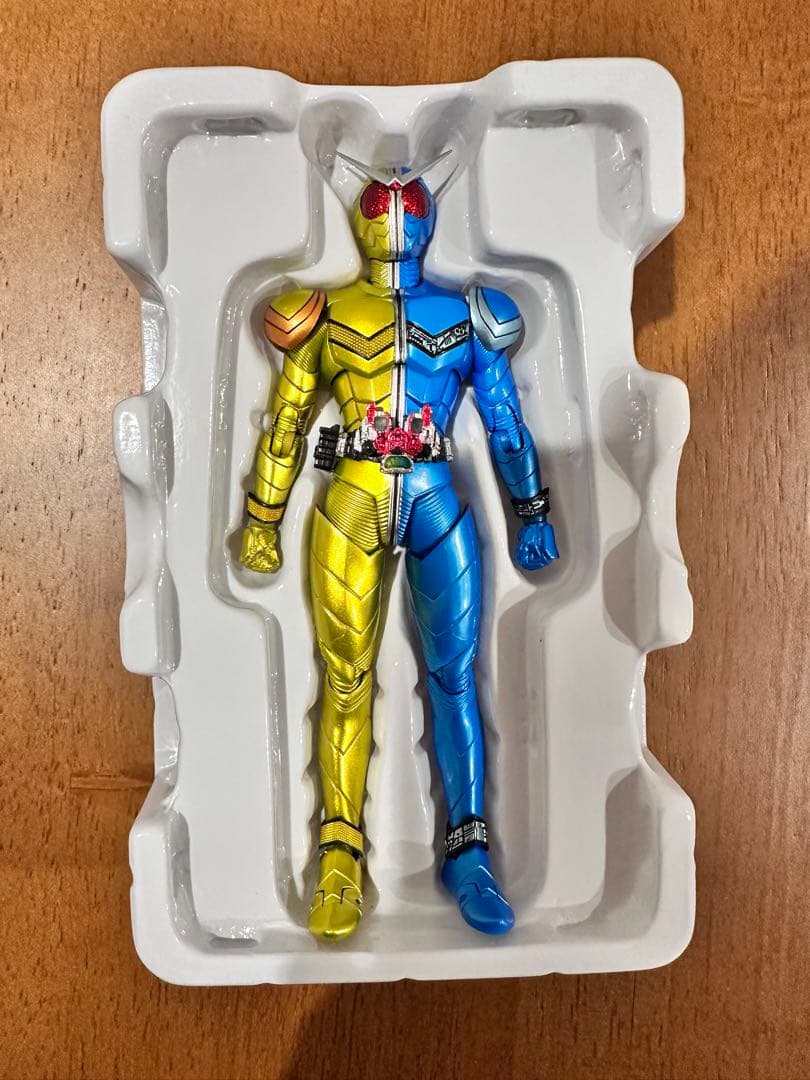 S.H.Figuarts真骨彫製法 仮面ライダーダブル ルナトリガー風都探偵版