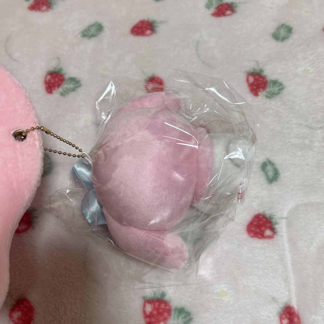 マイメロディ　マスコット付きソファ形アクセサリーケース