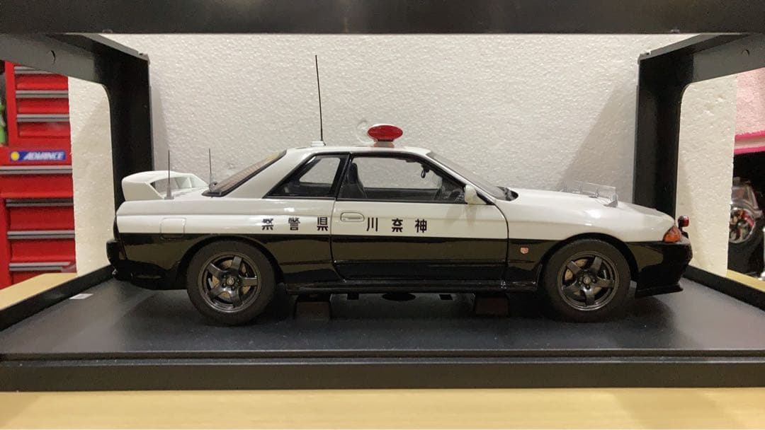 GT-R32パトカー1/18 最終値下