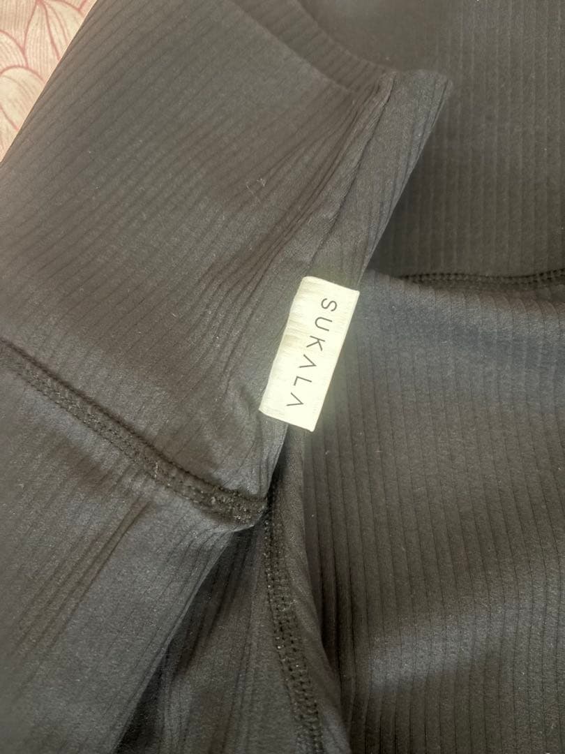 美品 【SUKALA】ネイビーブルー タンクトップ ブラックレギンス セット M
