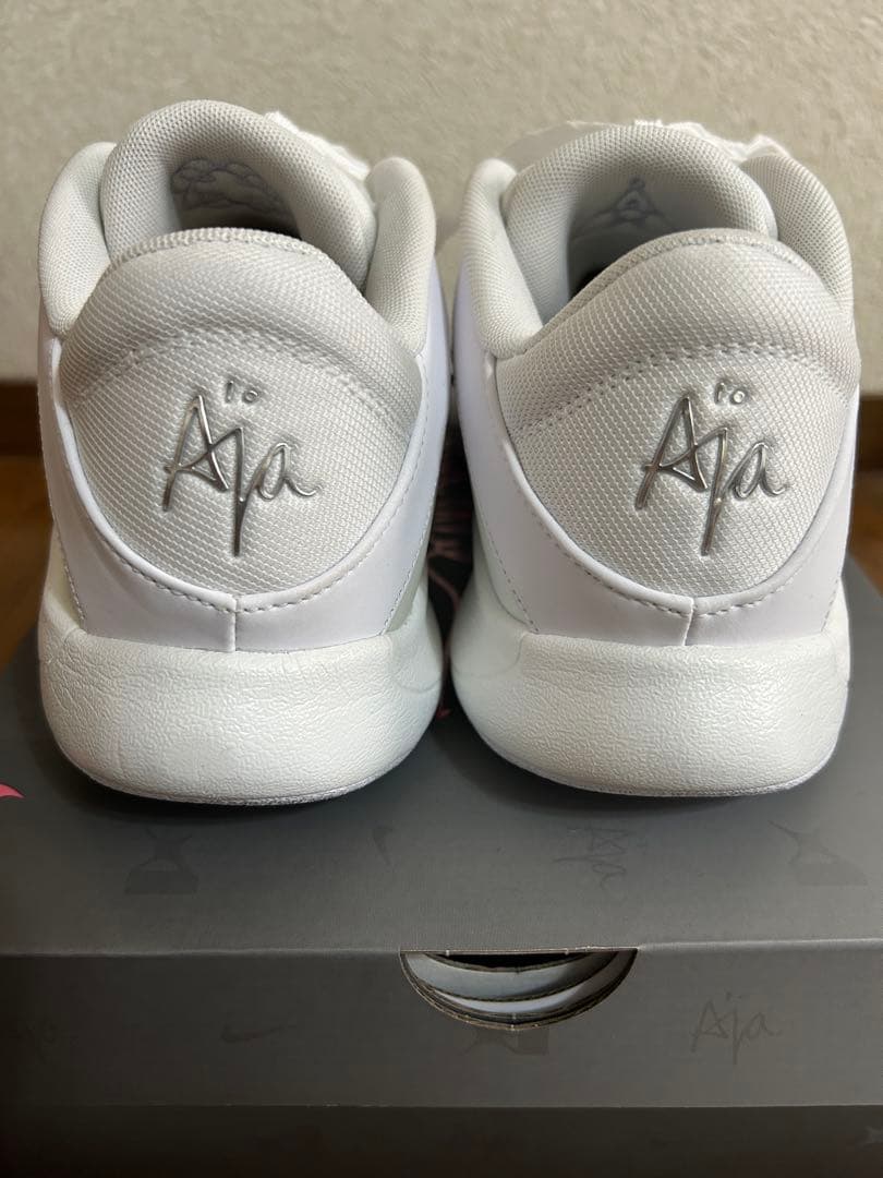 シューズ(女性用) Nike Women's A'One \"OG Pearls\"