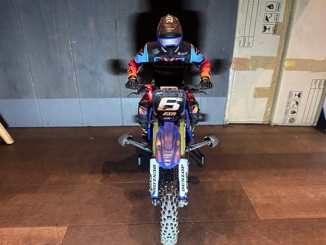 Losi1/4スケール モデル名: Promoto RC
