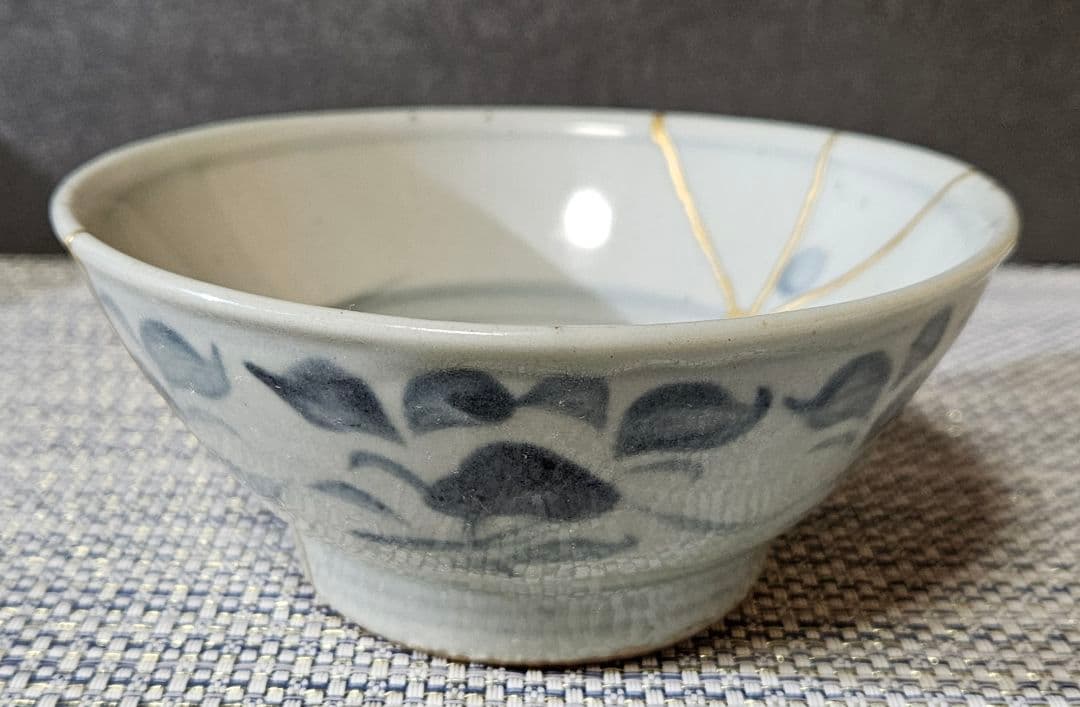 中国古陶磁器　明代 明朝　青華　古染付　 呉須　草花文様　茶碗　茶道具　茶器