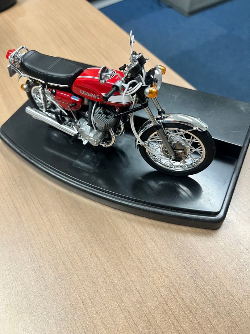 プラモデル　KAWASAKI MACH-Ⅲ レッドカラー　ハセガワ1/12