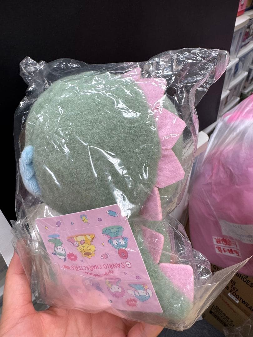 サンリオ　ハンギョドン　ダイナソー　新品　恐竜　ぬいぐるみ