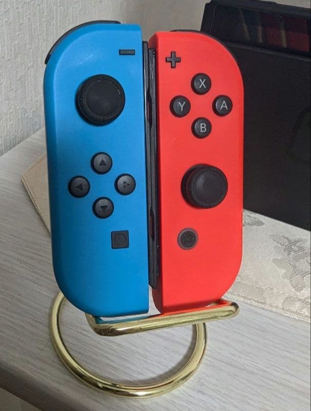 Nintendo Switch 本体 SDカード内蔵 専用ケース付き