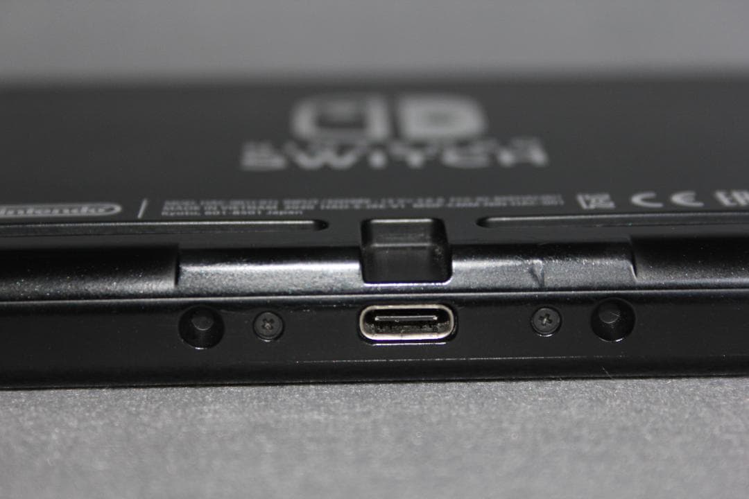 極美品！ニンテンドースイッチ 本体のみ バッテリー強化版 動作良好 Switch