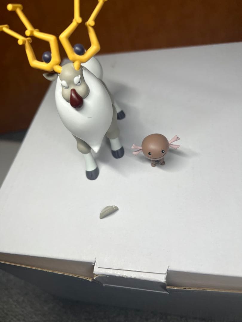 ポケモンスケールワールド　アヤシンとウパー