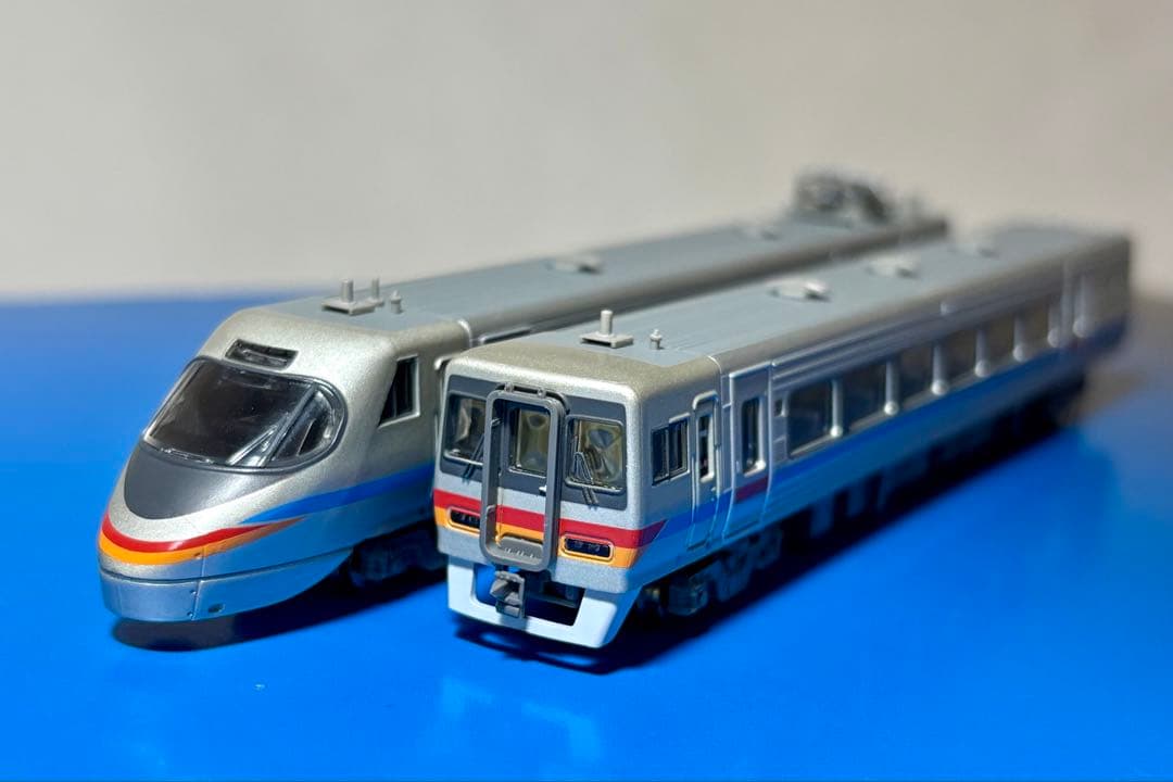 四国 8000系 旧塗装