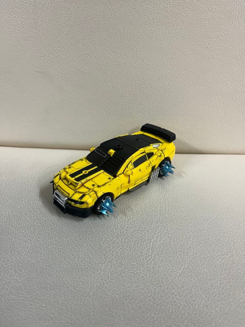 バンブルビー カスタムペイント トランスフォーマー スタジオシリーズ 非正規