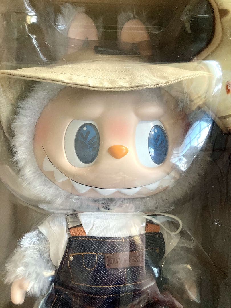 【新品未開封】ラブブ　POP MART FALL IN WILD ぬいぐるみ