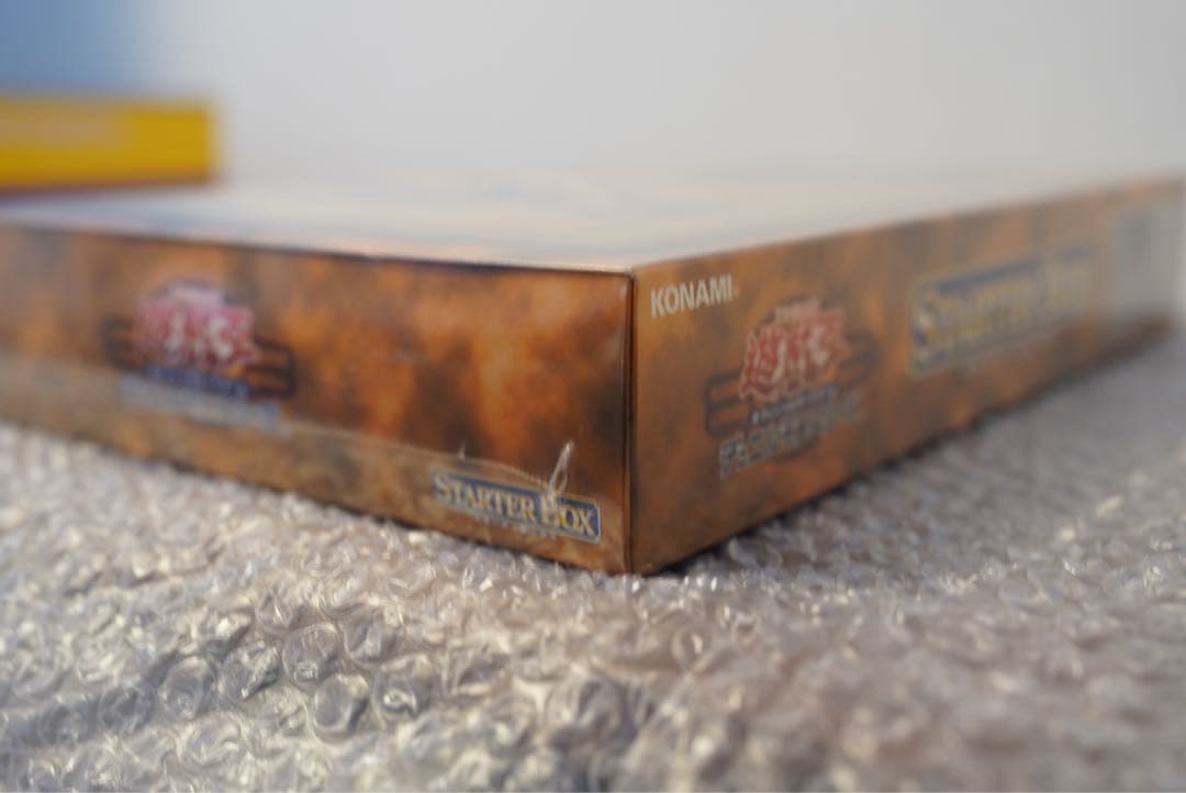 遊戯王　初期　スターターボックス　未開封　シュリンク付き　青眼の白龍