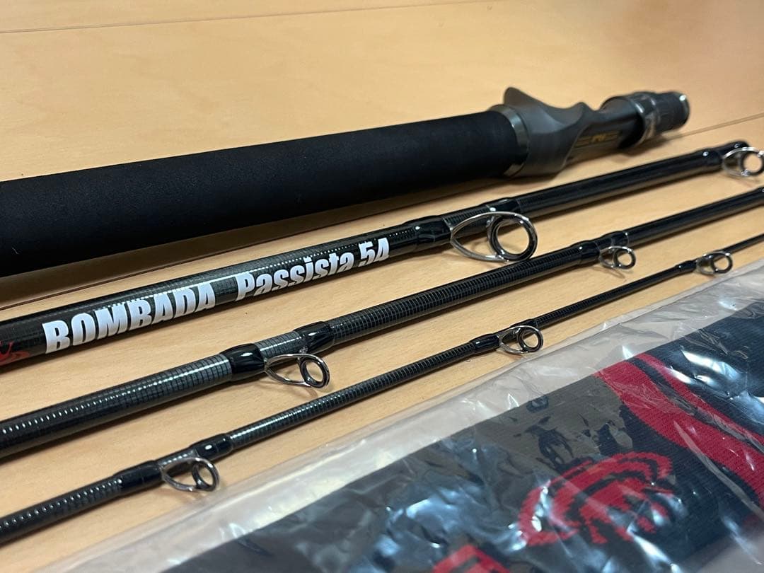 美品 ボンバダ パシスタ54
