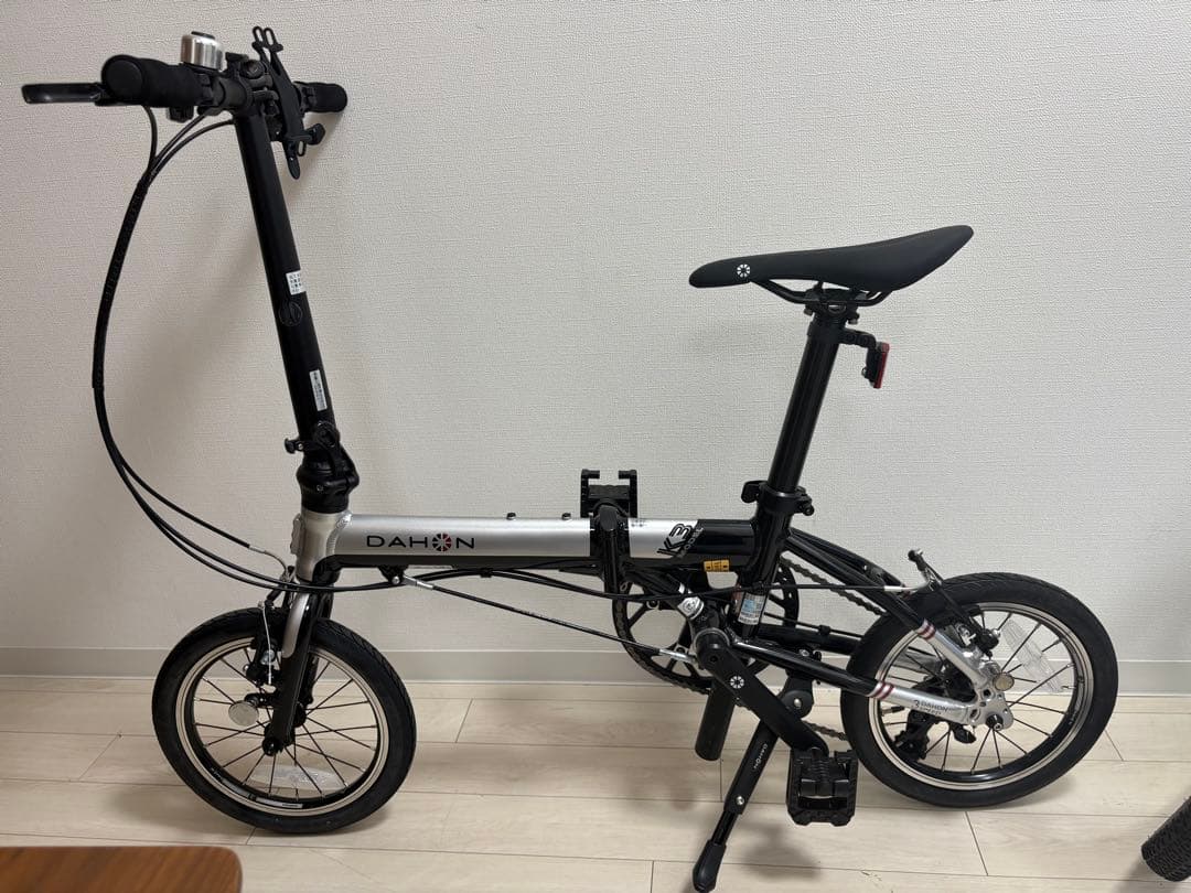 【引取限定】DAHON ダホン K3 折り畳み式自転車　ブラック　シルバー