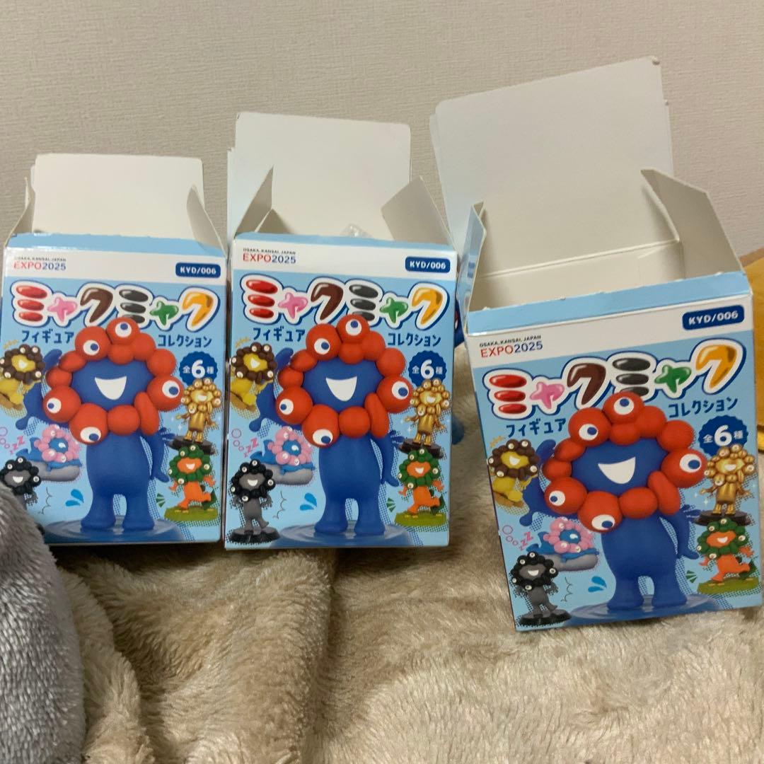 ミャクミャクフィギュアコレクション
