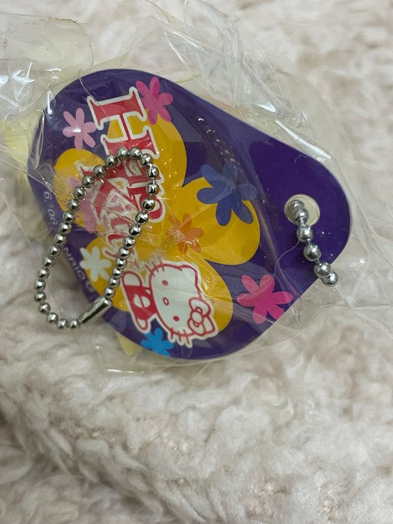 激レア！カップ入り　ハローキティ 水着 サーフボード キーホルダー
