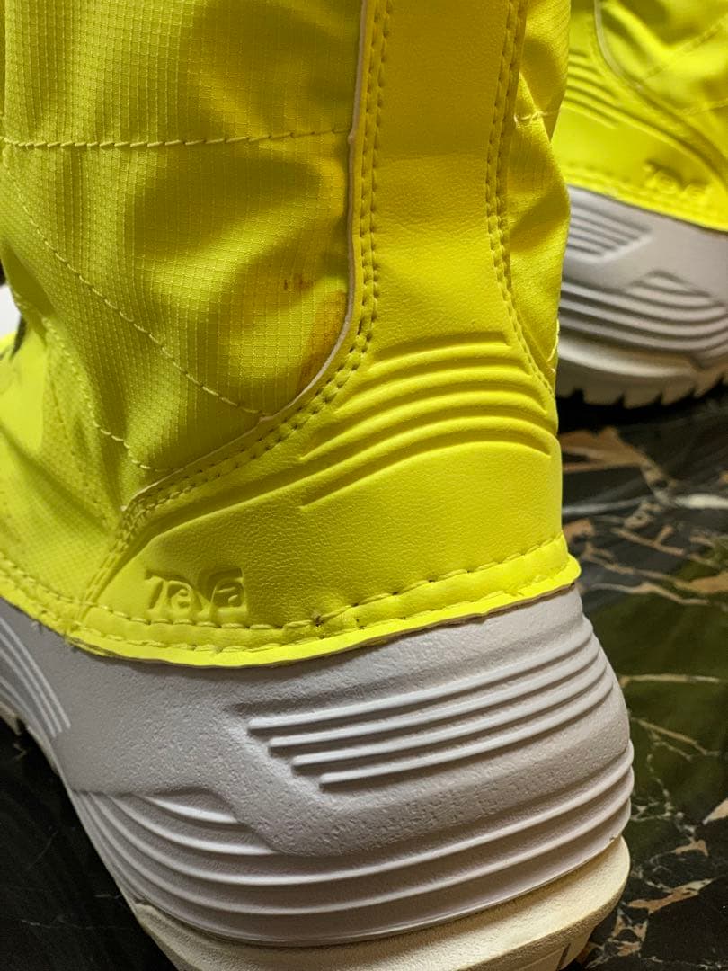 未使用 Teva スノーブーツ