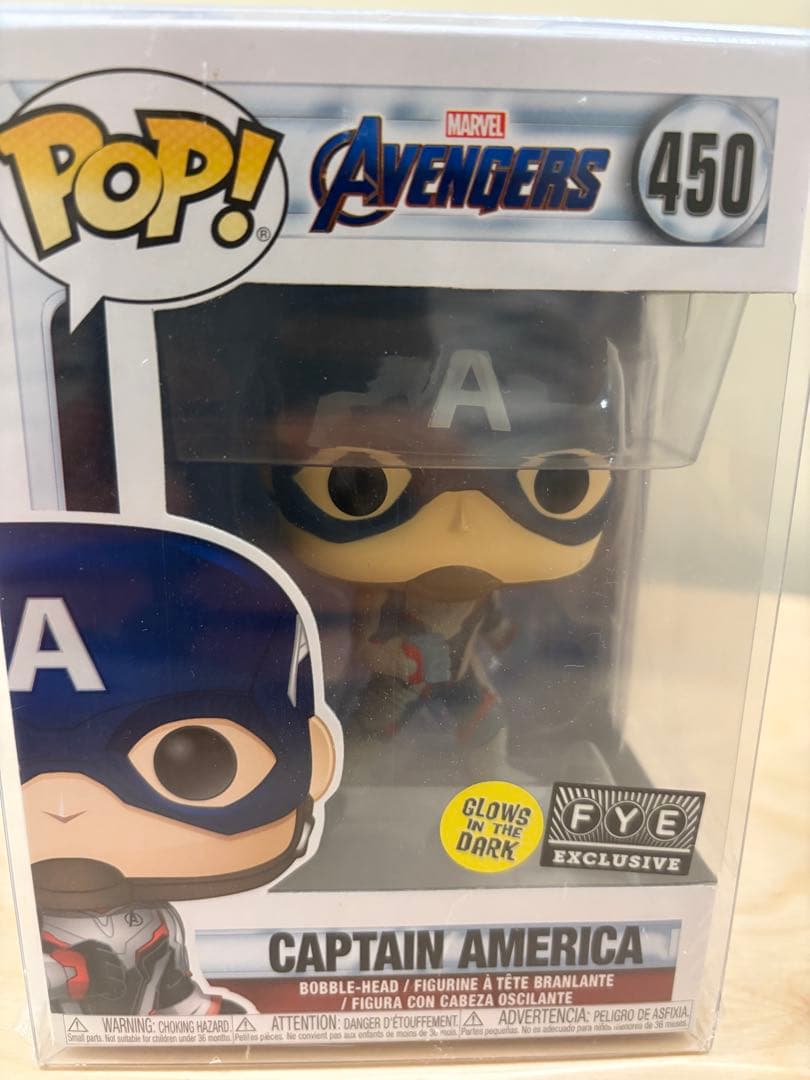 【新品】Funko pop Marvel フィギュア 4体　　保護ケース付