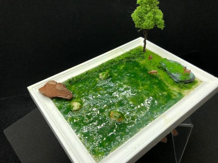深い森の湧水湖　ジオラマ