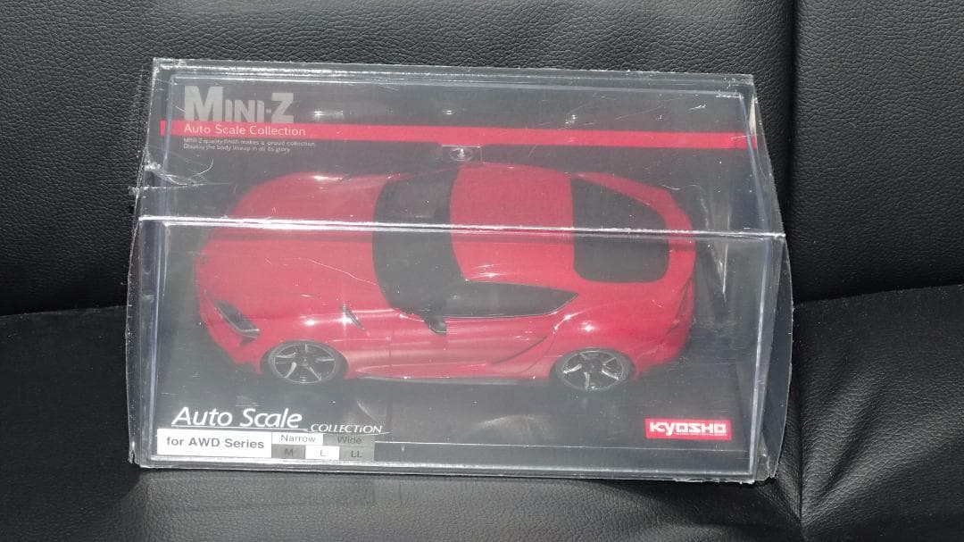 京商ミニッツTOYOTA GR Supraグレー、RED２台