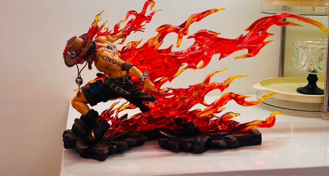ワンピース　エース＆マルコ【ドリフト】ガレージキット フィギュア1/8