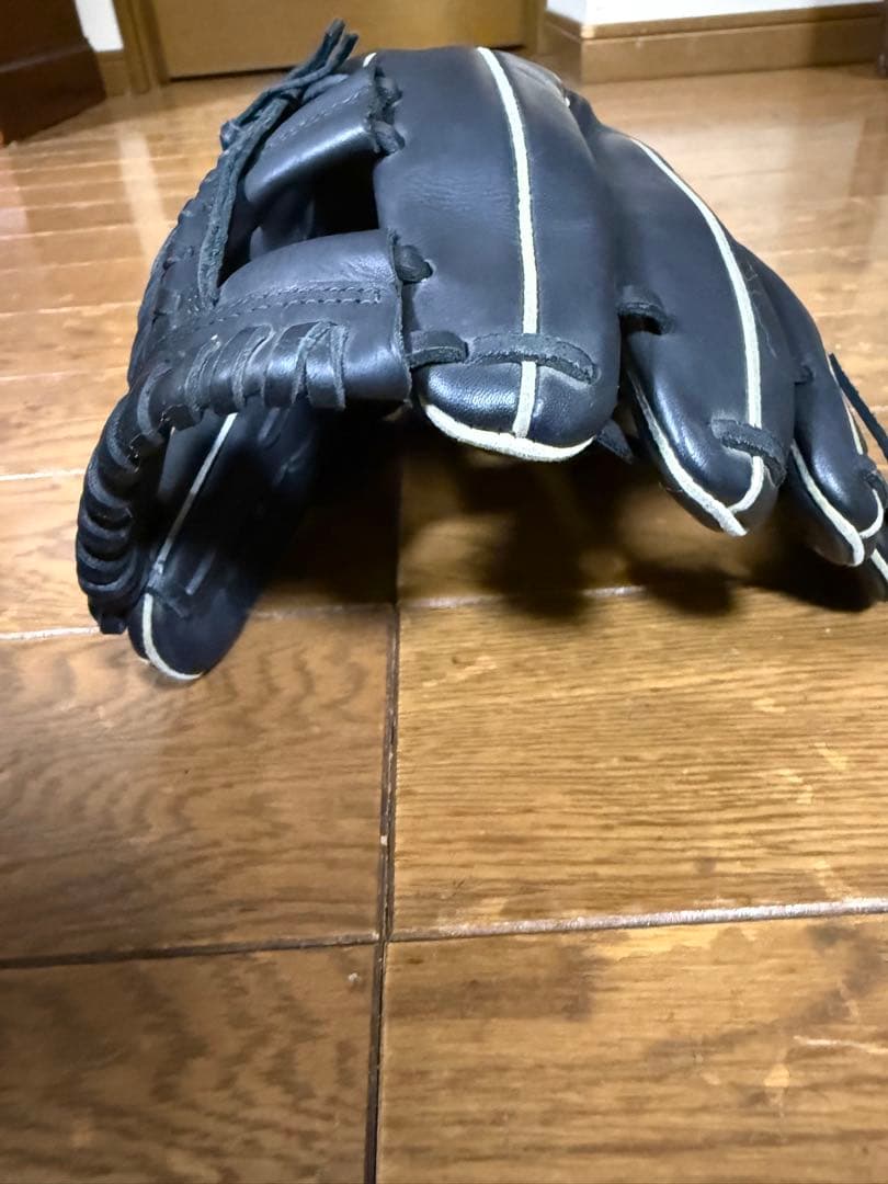 ミズノ 軟式グローブ 黒 オールラウンド用