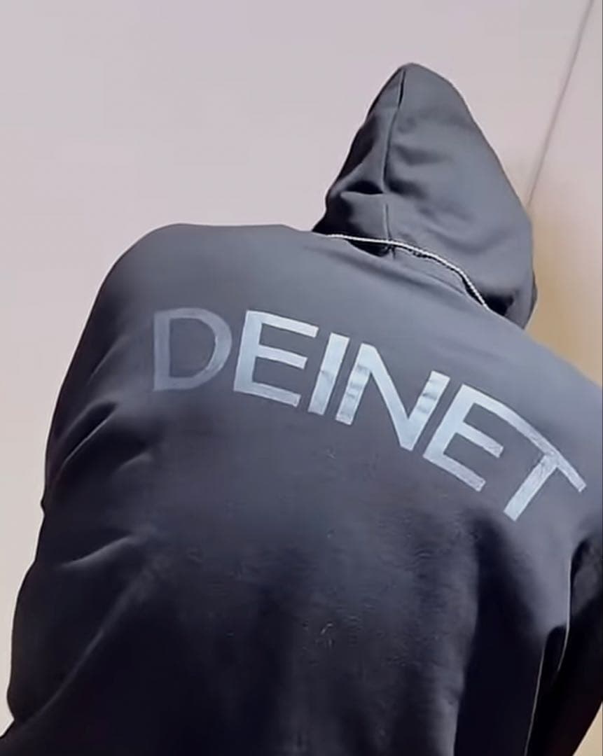 TXTヨンジュン GGUM X DEINET フーディ 購入特典 トレカ 付