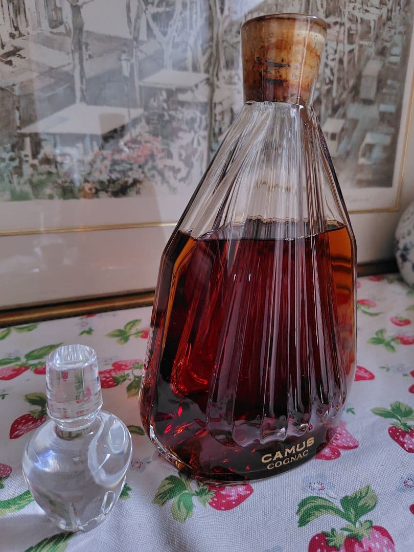 [未開栓] カミュ CAMUS マルキーズ バカラ 700ml ブランデー