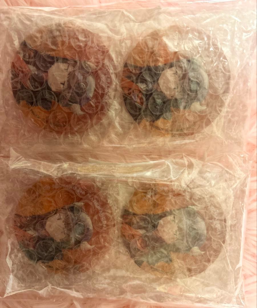 我々だ ショッピ 缶バッジ