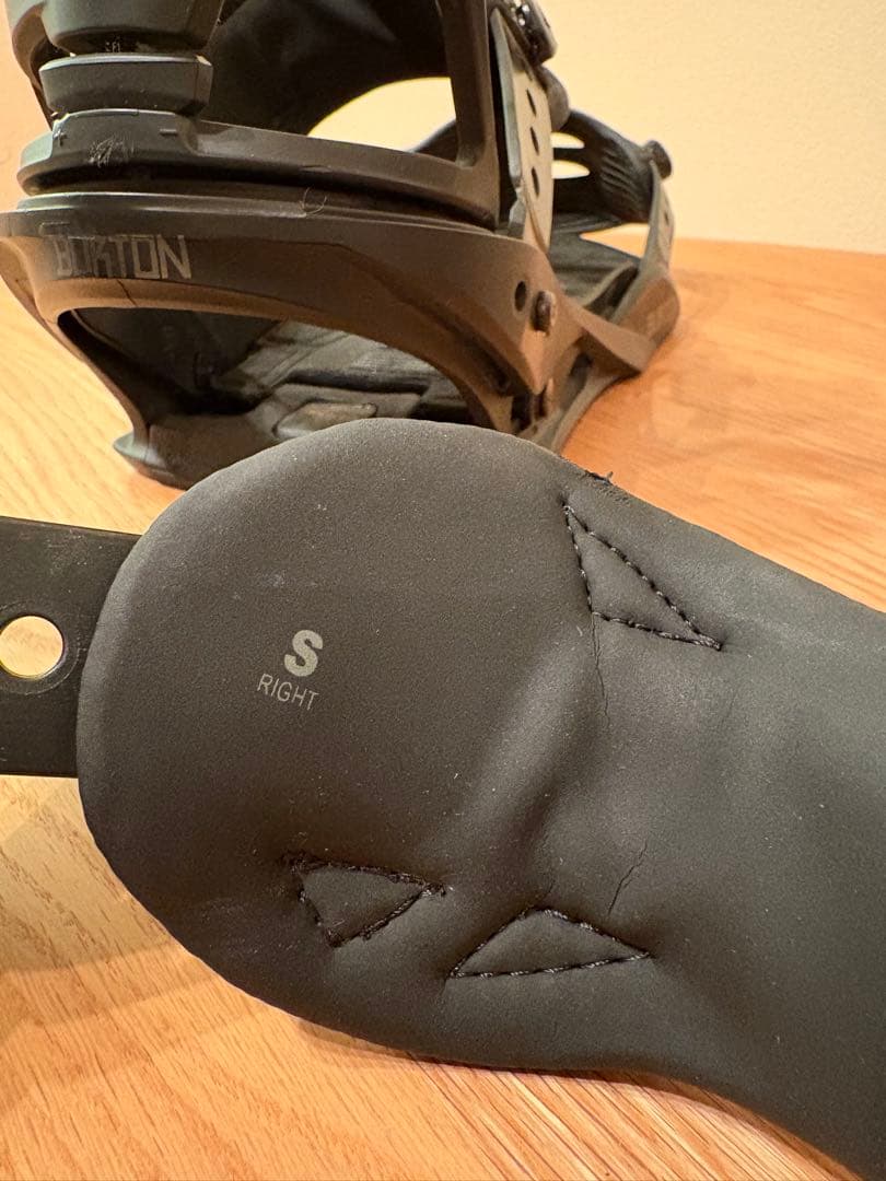 美品　BURTON スノーボードビルディング　REFLEX Sサイズ