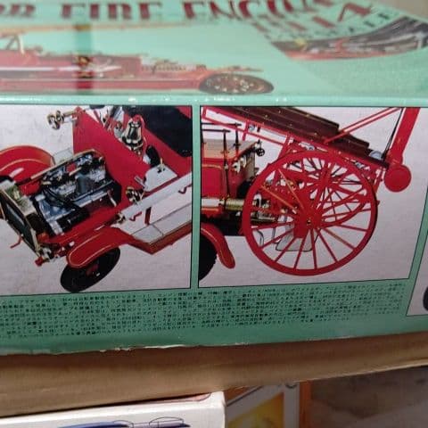 バンダイ模型1/16　1914年型　デニス　モーター　ファイヤ　エンジン