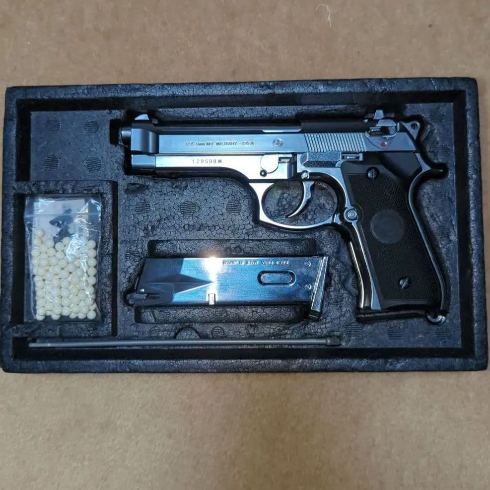 東京マルイ ベレッタ m92f クロームステンレスモデル