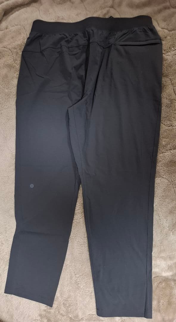 Lululemon グレー ランニングパンツ L