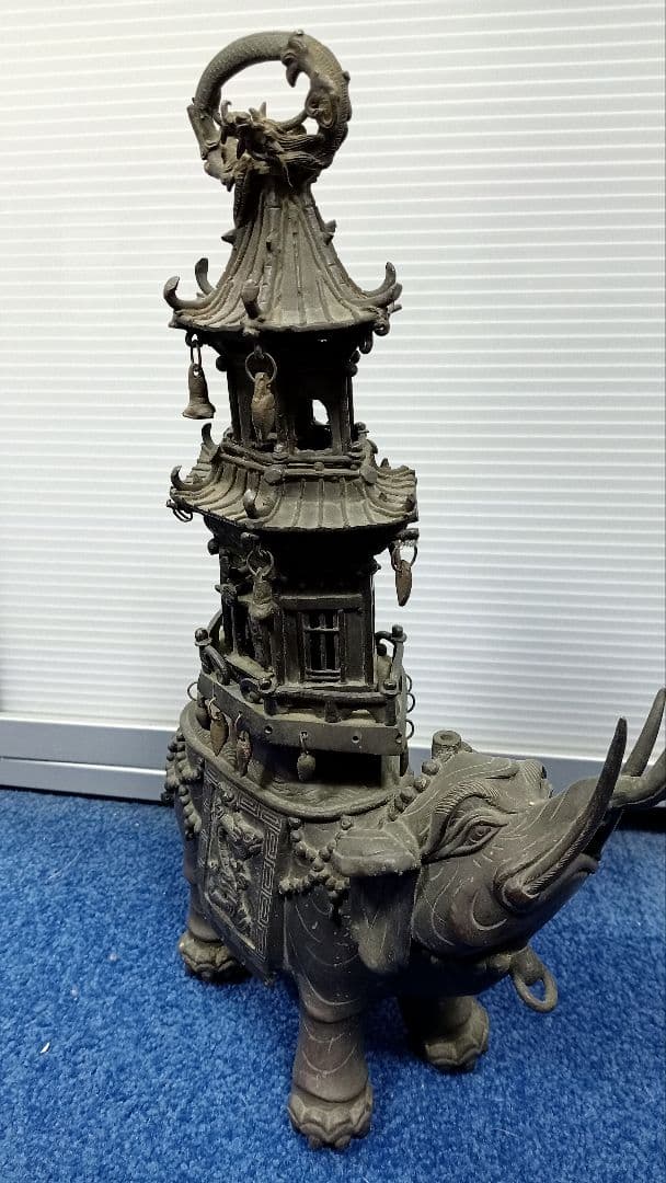 象塔香炉