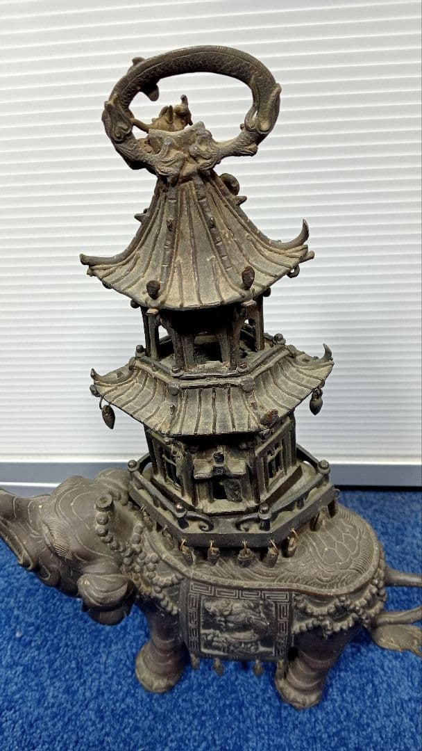 象塔香炉